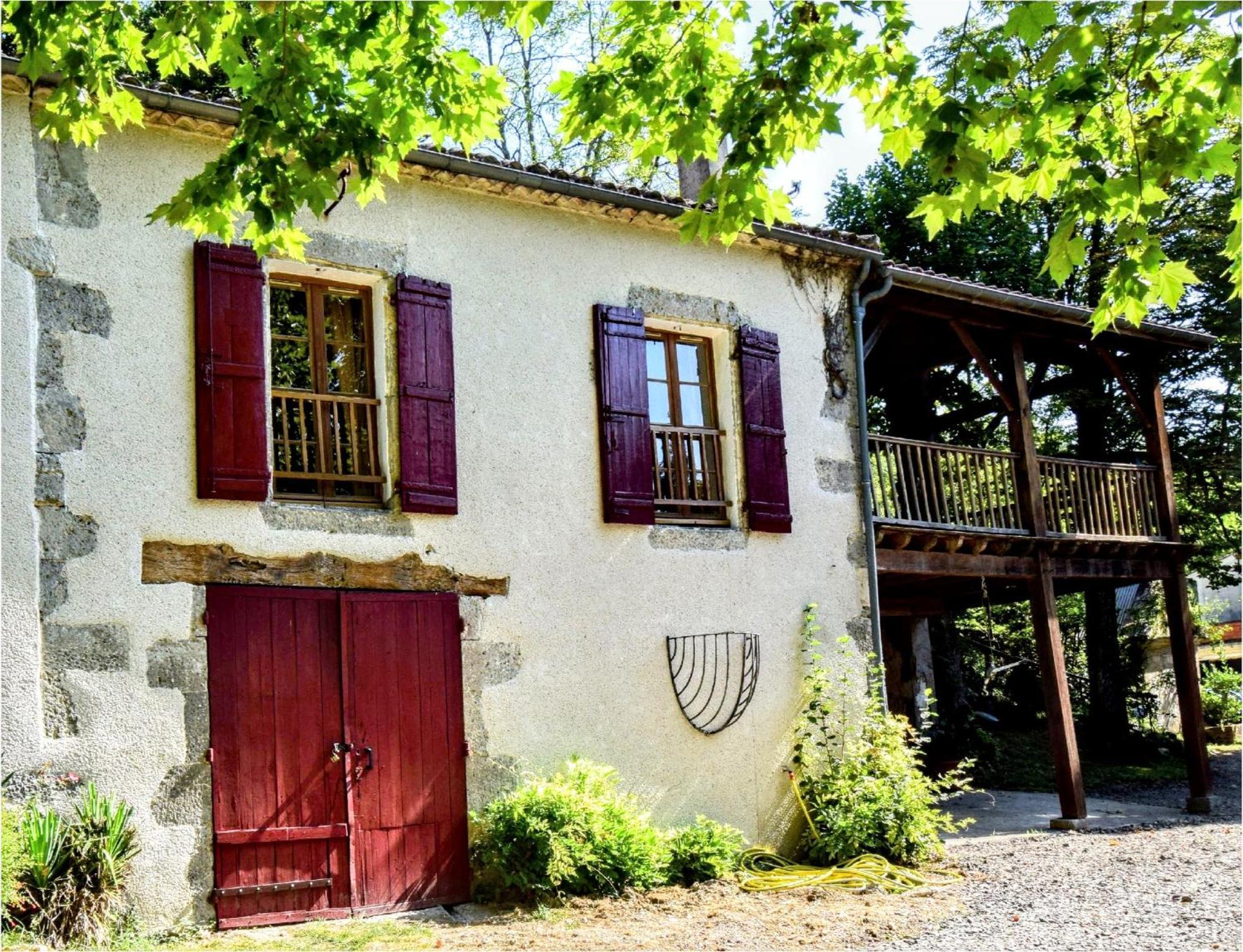 Port-Sainte-Marie Le Nid - Maison Dans Les Bois Avec Cheminee Et Vue 빌라 외부 사진